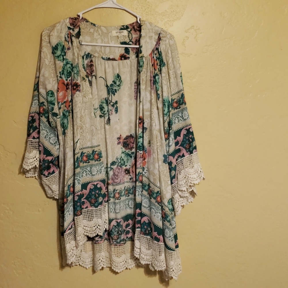 Floral style kimono